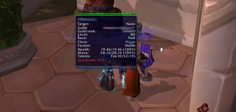 Fenêtre GearScore affichant le score d’équipement d’un joueur dans World of Warcraft